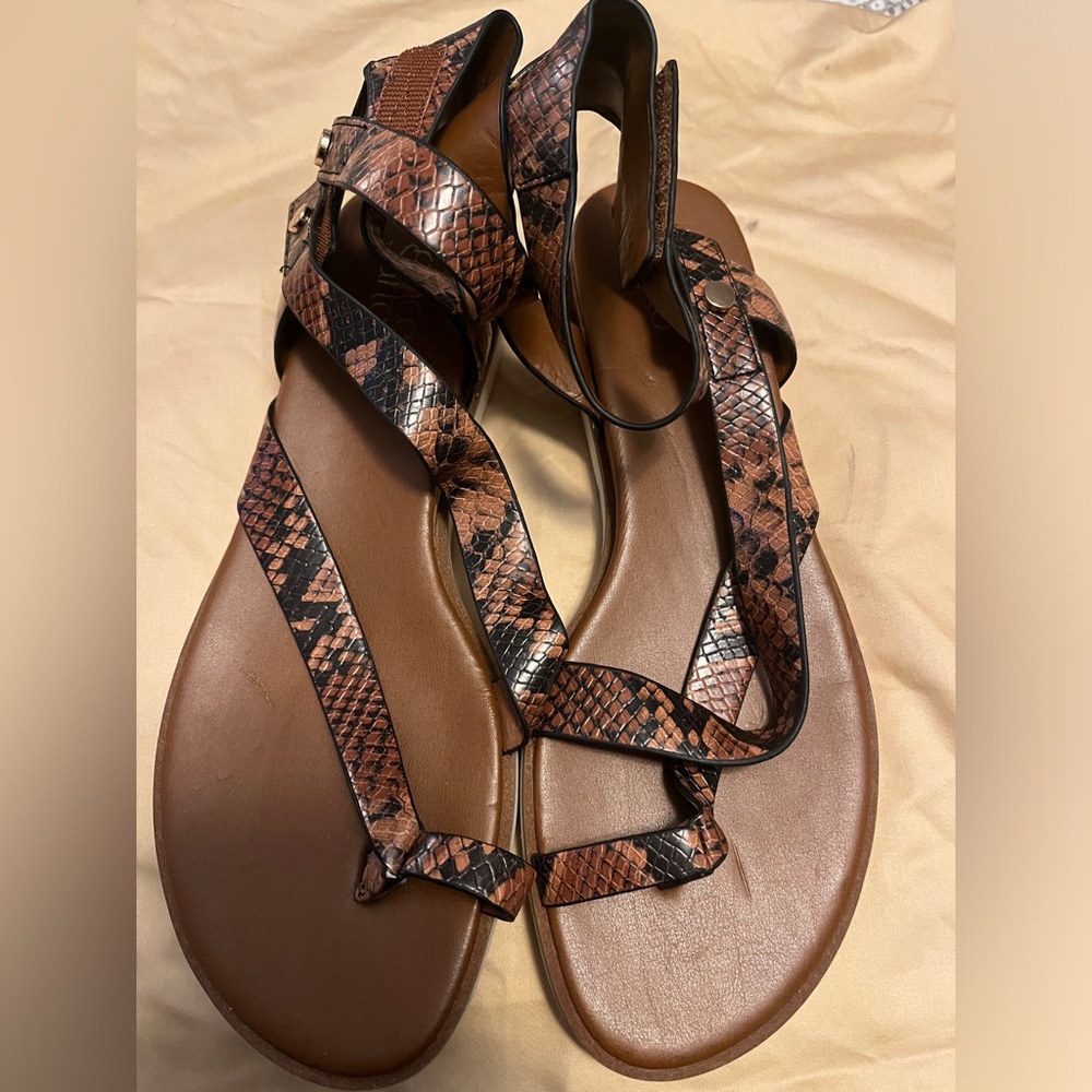 Leopard sandals